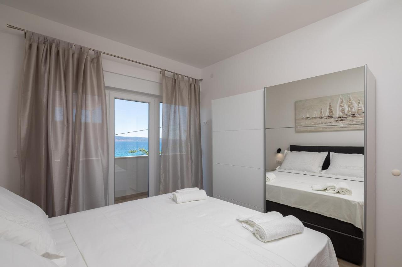 Apartments 20 Meters From The Beach 耶塞尼采 客房 照片